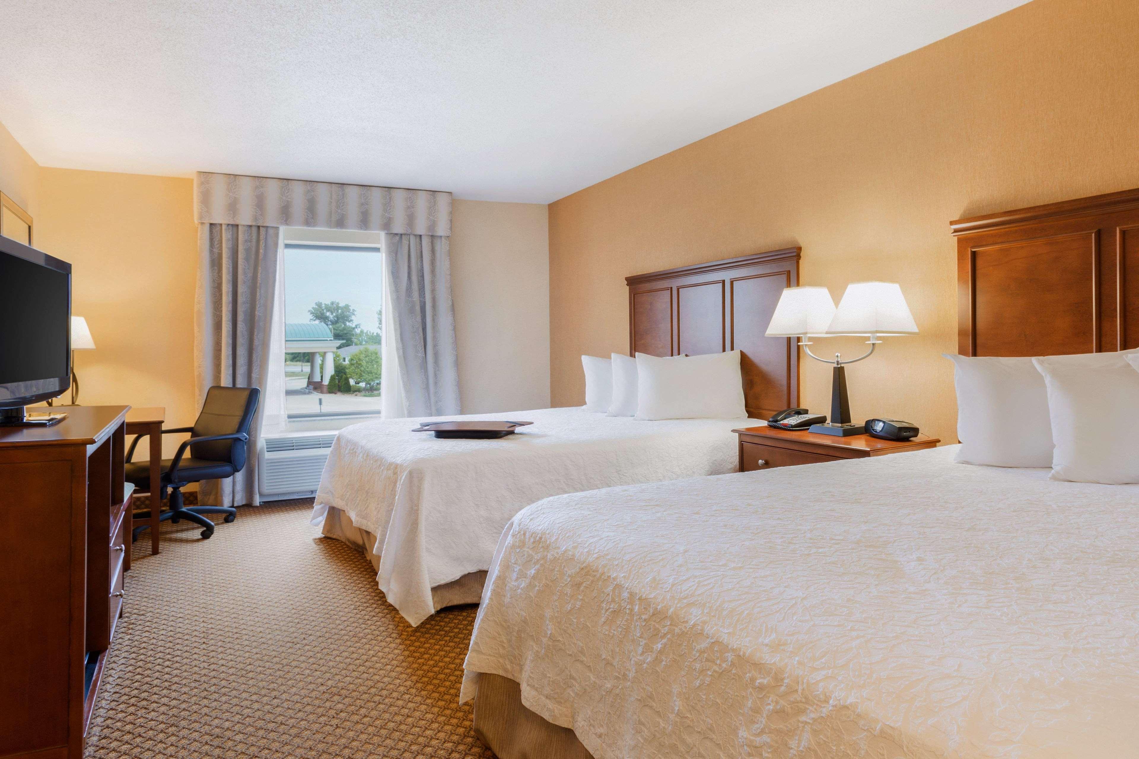 Hampton Inn & Suites Detroit/Chesterfield Exterior photo