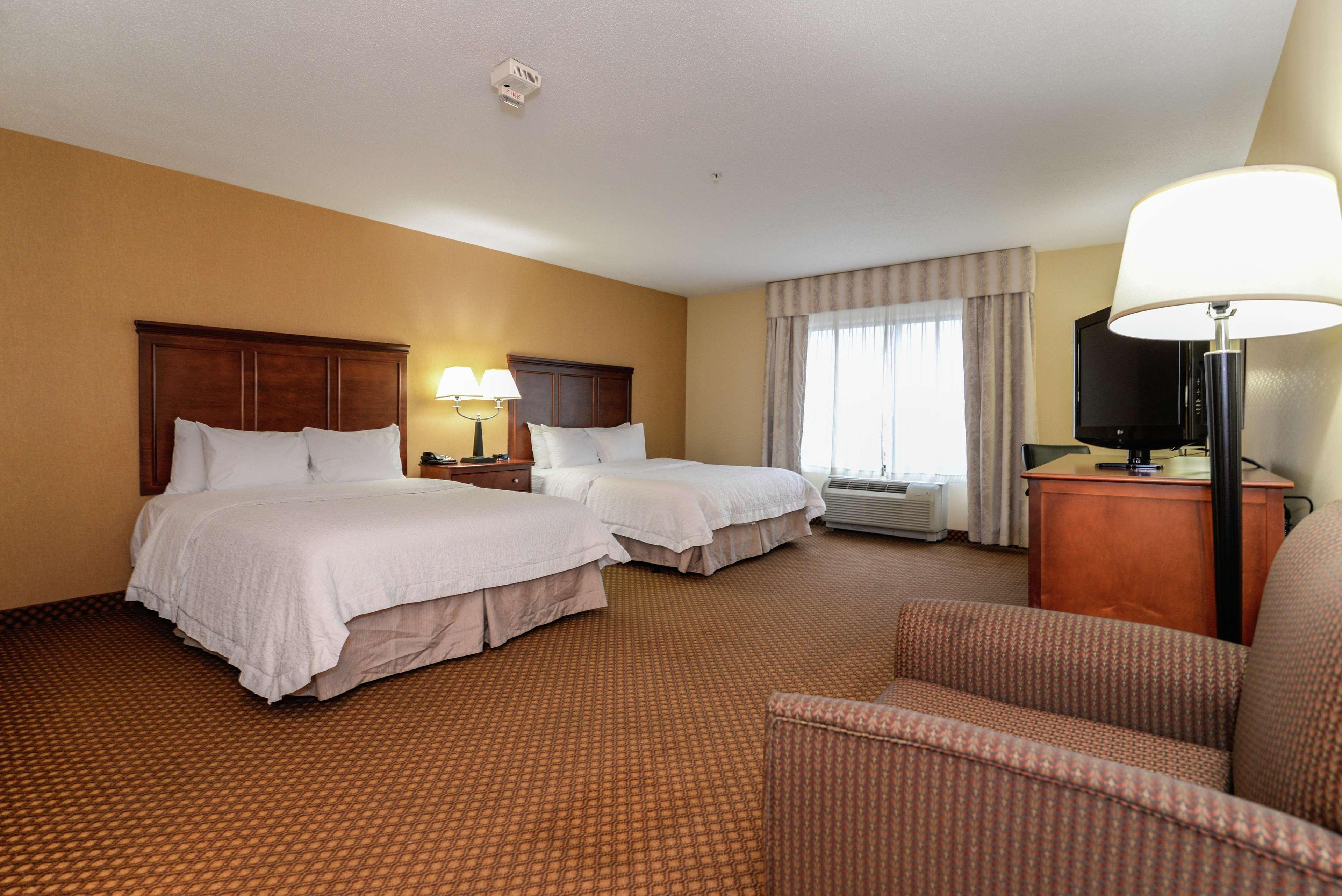Hampton Inn & Suites Detroit/Chesterfield Exterior photo